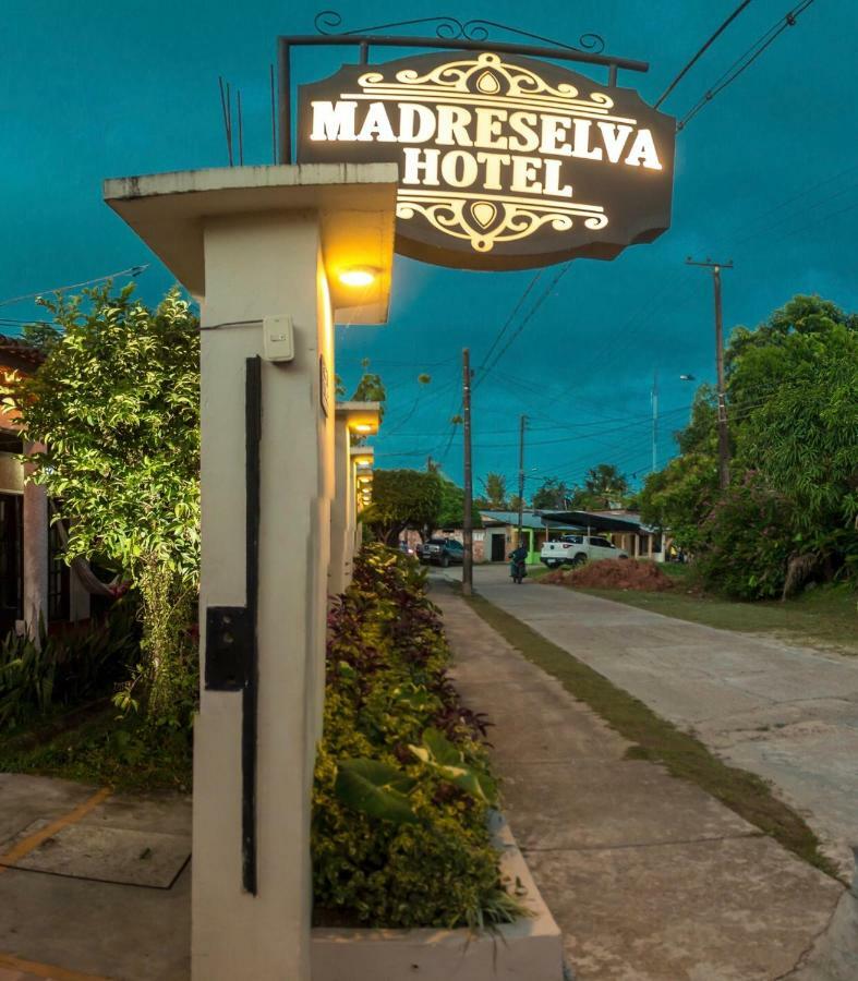 Hotel Madreselva Leticia Zewnętrze zdjęcie